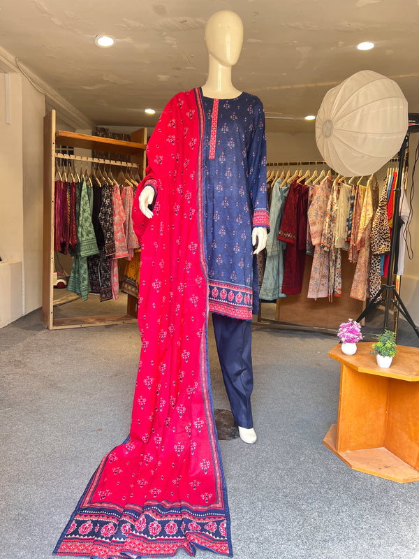 MAHNAZ STITCHED PRINTED 3PIECE LAWN