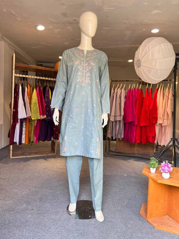 ETHNC EMBROIDERED STITCHED 2PIECE LAWN