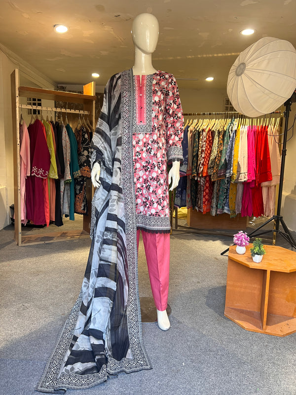 REGALIA STITCHED PRINTED 3PIECE LAWN