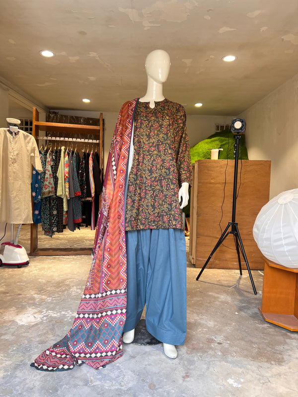 ZAHRA STITCHED 3PIECE PRINTED LAWN