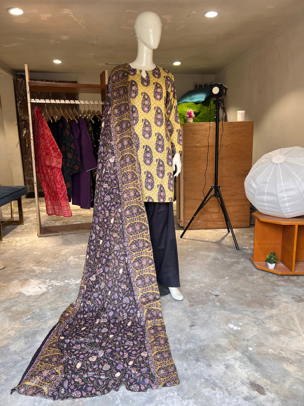 ZAHRA STITCHED 3PIECE PRINTED LAWN