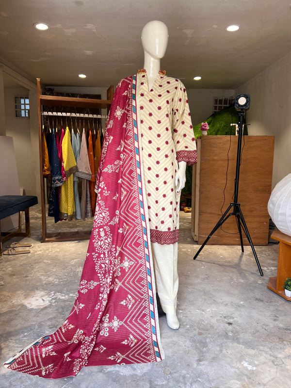 KHAADI STITCHED PRINTED 3PIECE LAWN