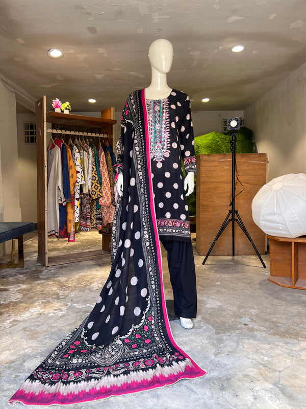 ZELLBURY STITCHED EMBROIDERED KHADDAR 3PIECE