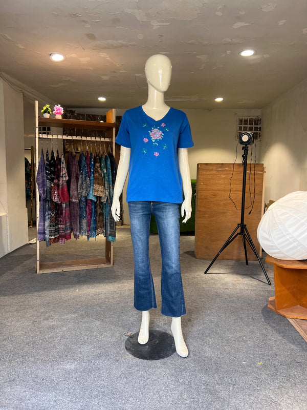 ALKARAM EMBROIDERED T-SHIRT